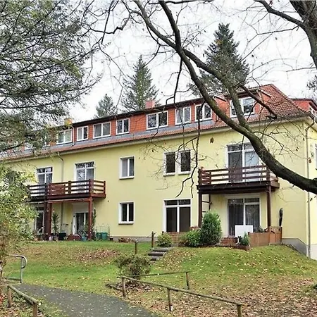 Grünes Rondell Nahe Berlin * Zossen