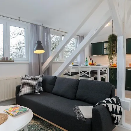Grünes Rondell Nahe Berlin *